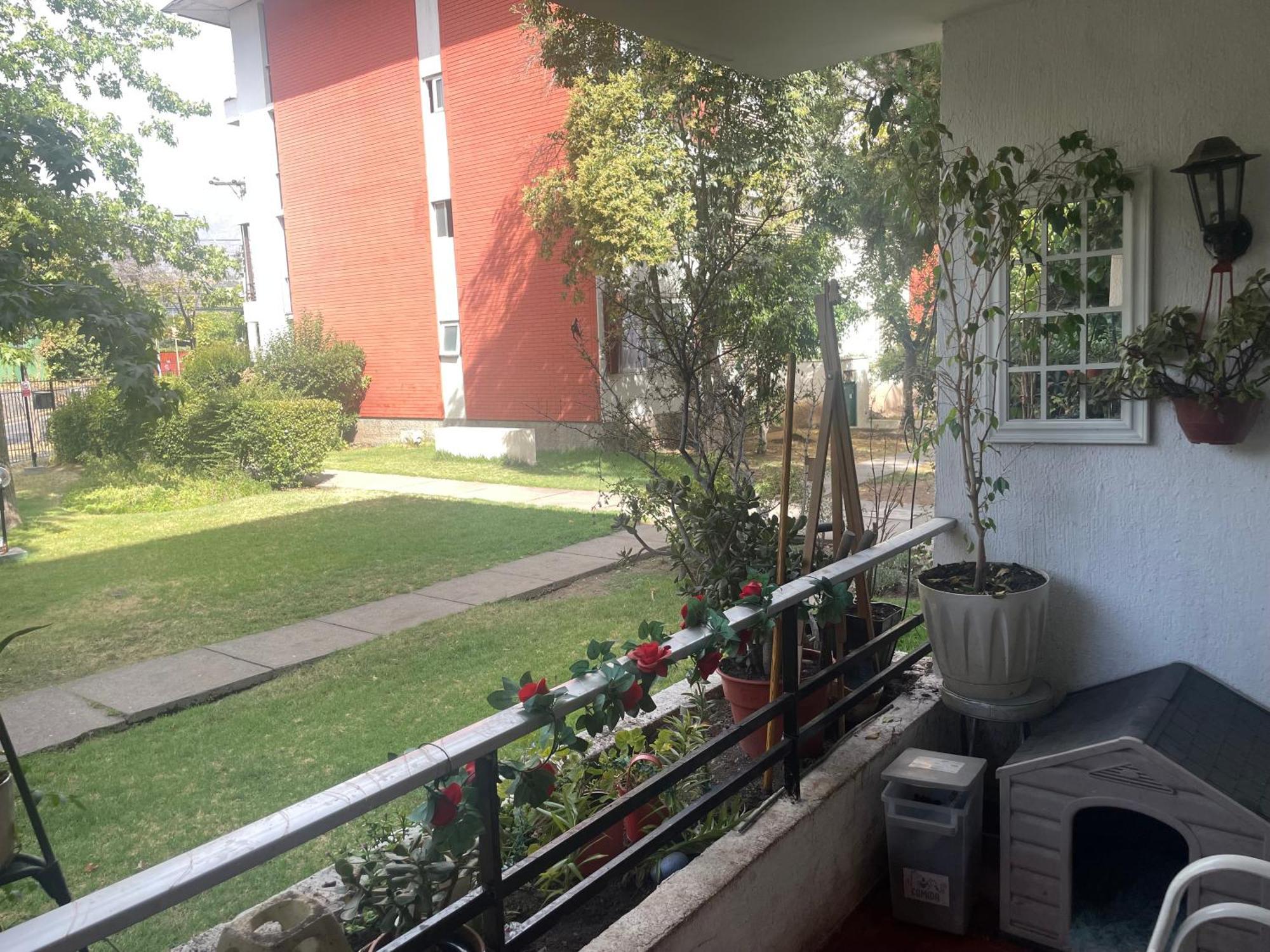 Al Lado Metro Hernando De Magallanes Condes Homestay Santiago